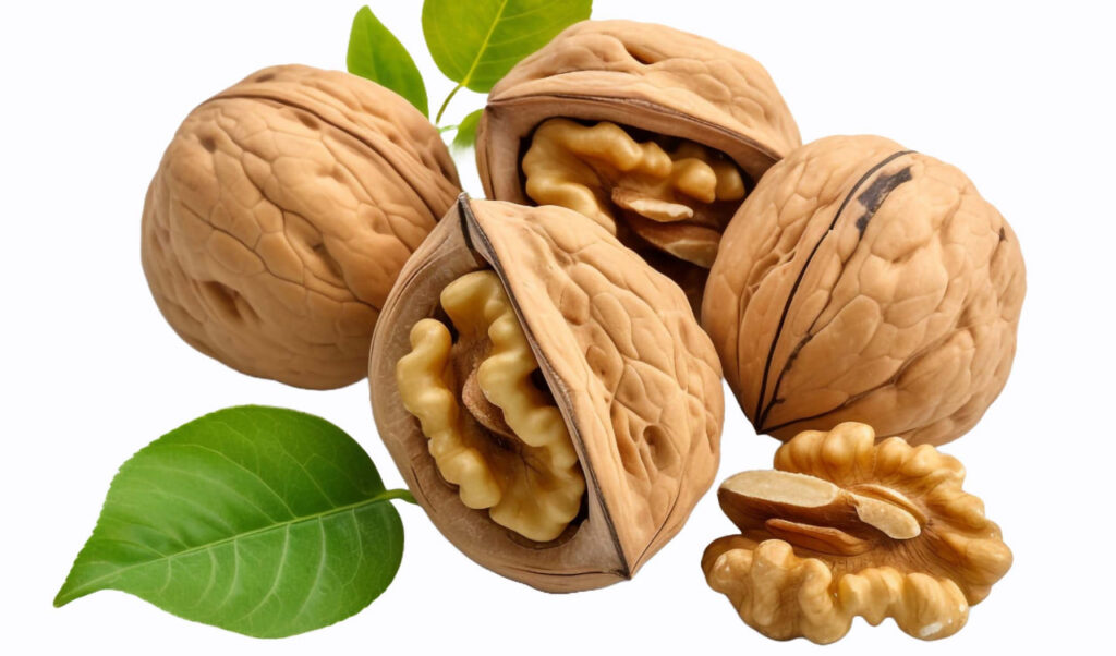 گردو با پوست